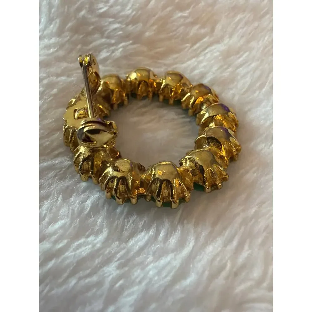 Vintage Green Faceted Glass Rhinestone Circle Wreath Brooch Gold Tone Pin 1.5